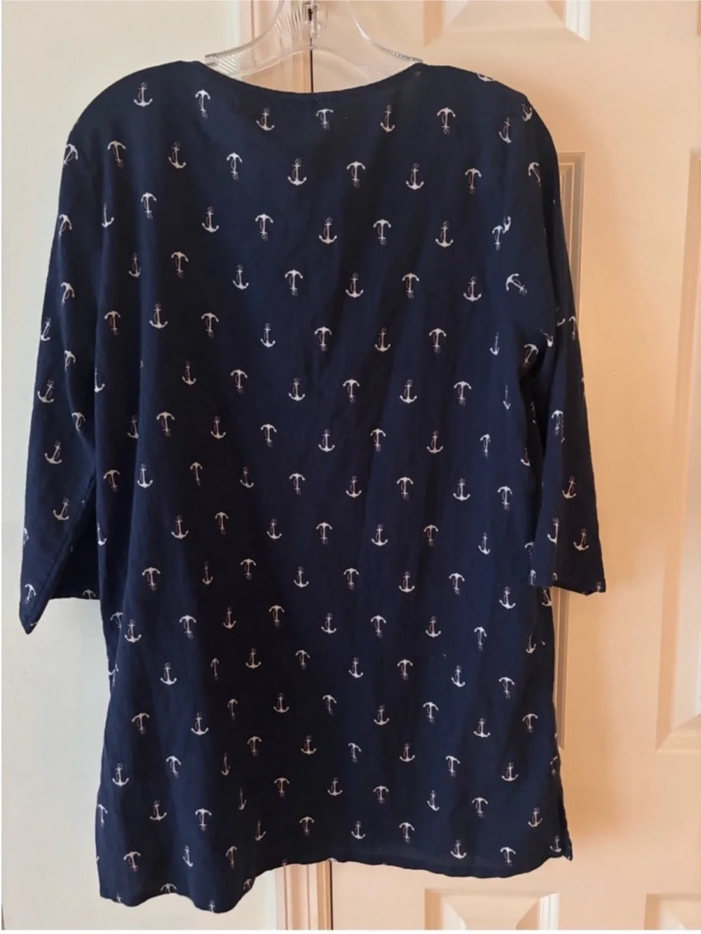 Like New ~ Women’s J. Crew Navy Tunic W/White Anchors ~ Size Large